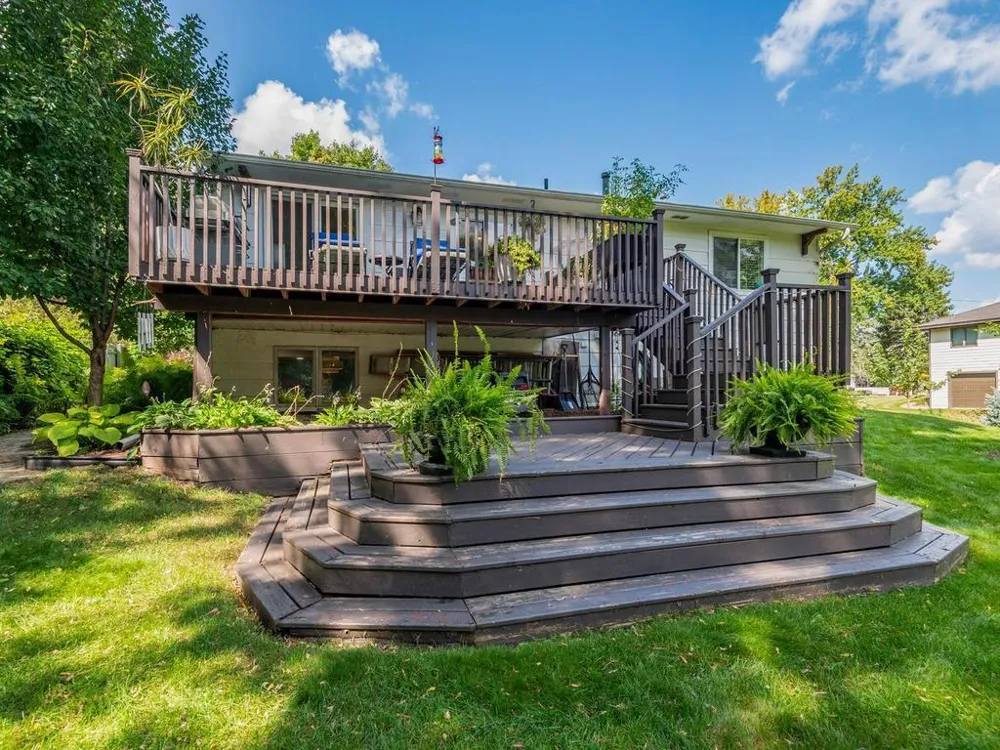 13855 Utica Avenue Savage, MN 55378