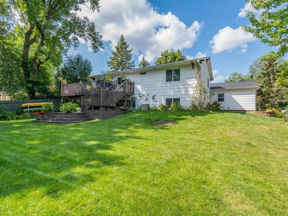 13855 Utica Avenue Savage, MN 55378