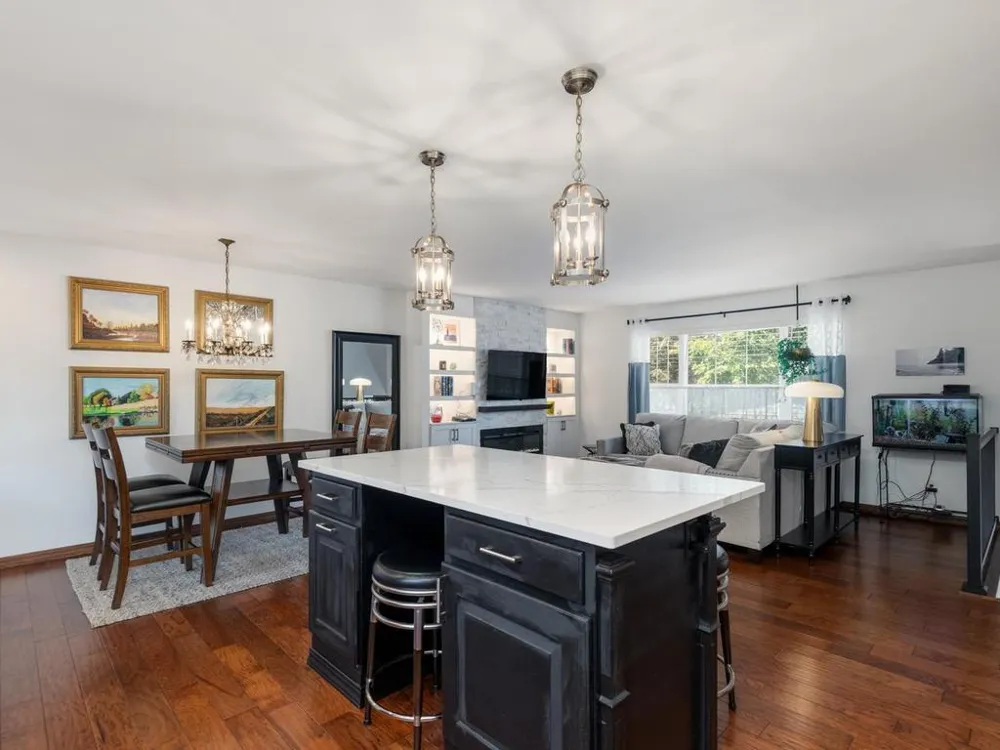 13855 Utica Avenue Savage, MN 55378