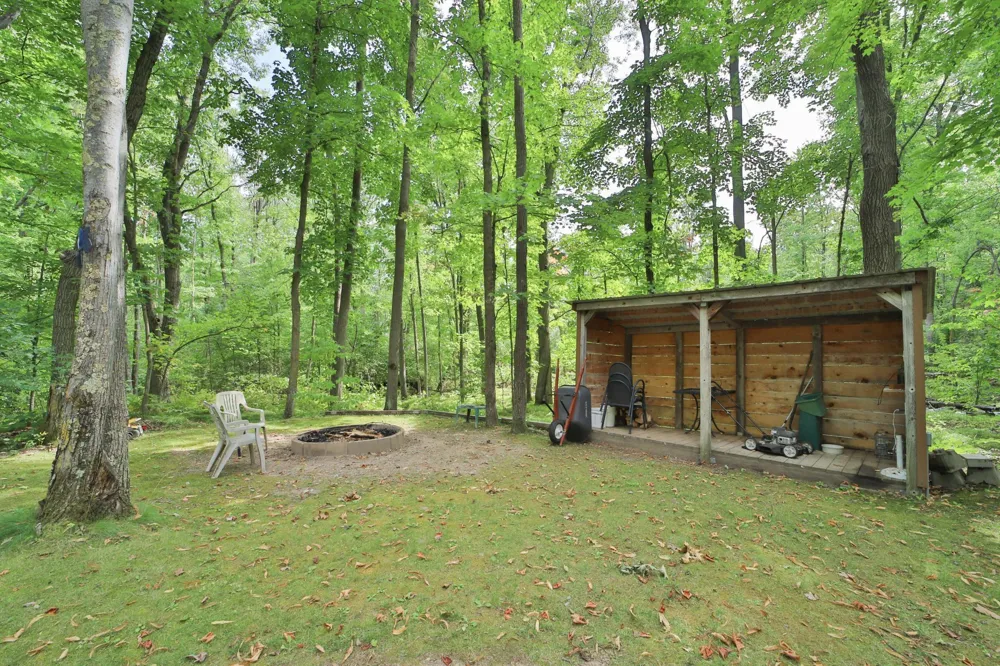 5069 Hyland Road SW Motley, MN 56466