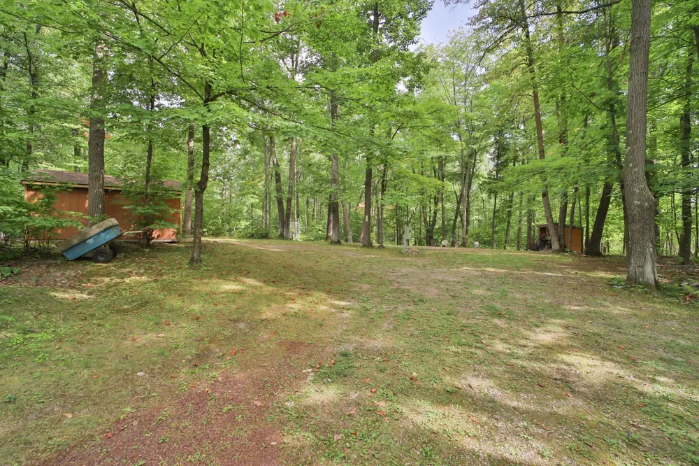 5069 Hyland Road SW Motley, MN 56466