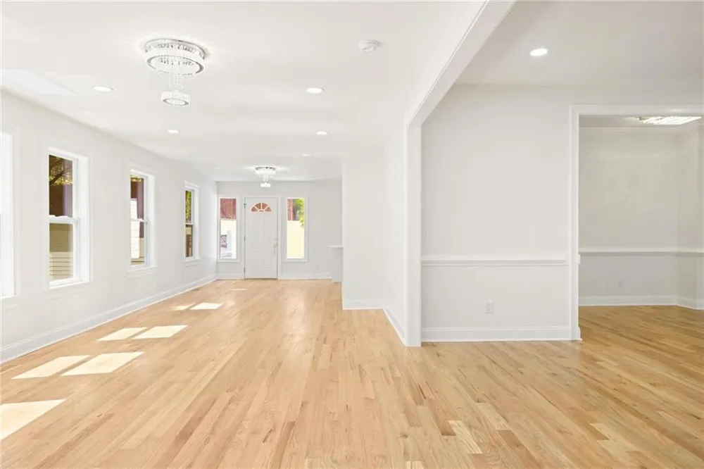 762 Bedford Oaks Drive Marietta, GA 30068