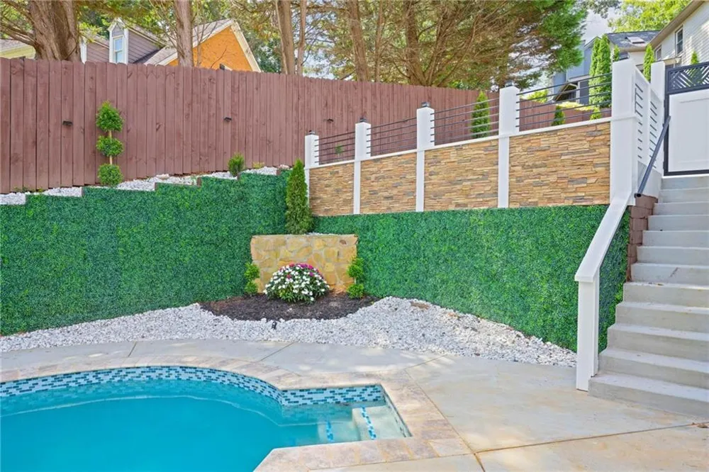 762 Bedford Oaks Drive Marietta, GA 30068