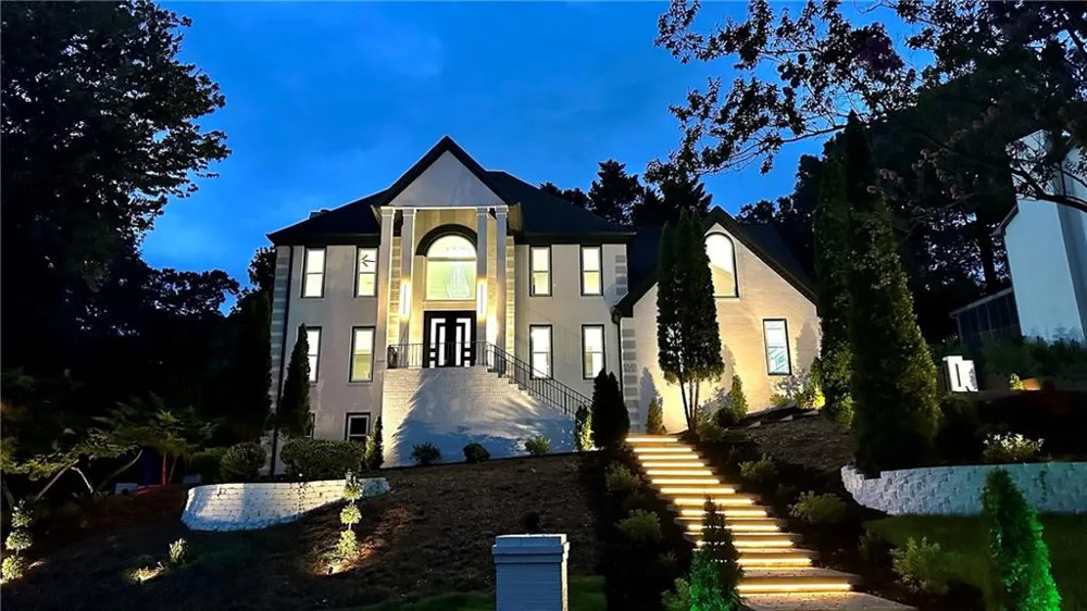 762 Bedford Oaks Drive Marietta, GA 30068