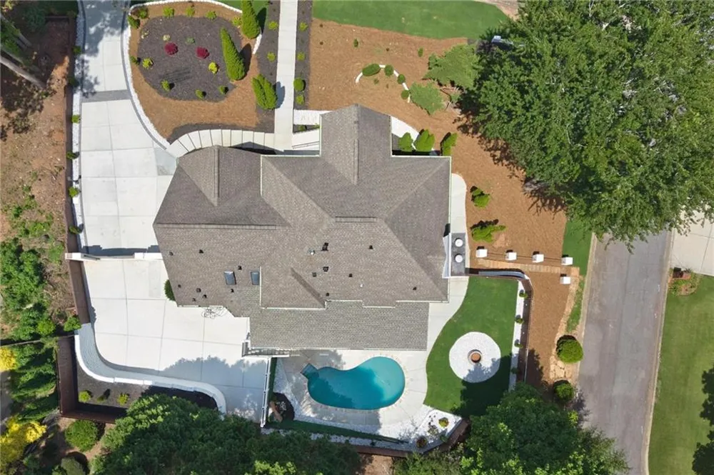 762 Bedford Oaks Drive Marietta, GA 30068