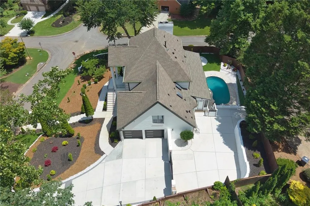 762 Bedford Oaks Drive Marietta, GA 30068
