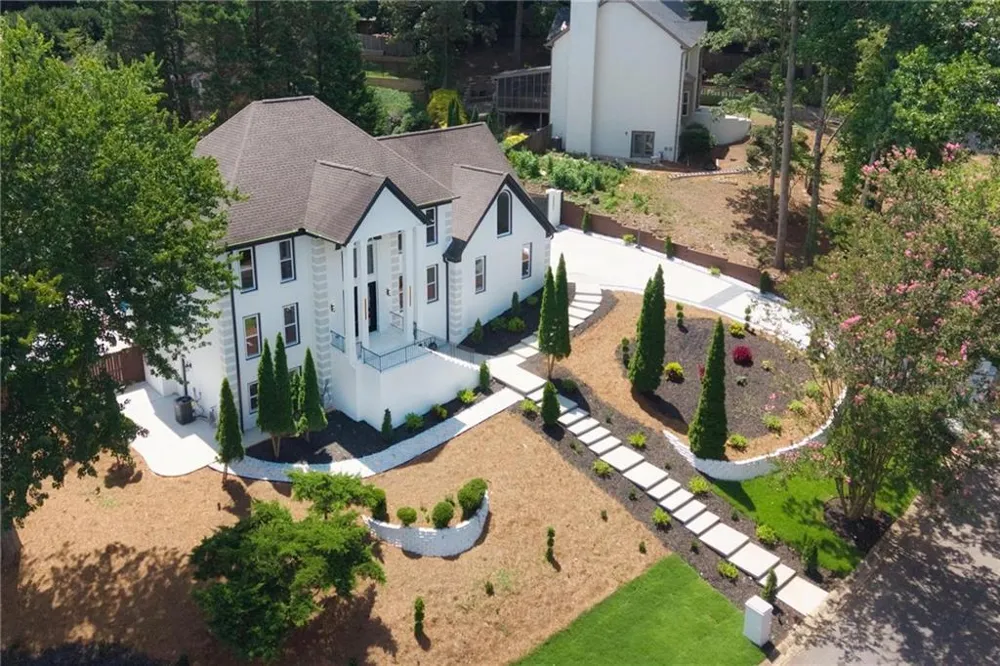 762 Bedford Oaks Drive Marietta, GA 30068