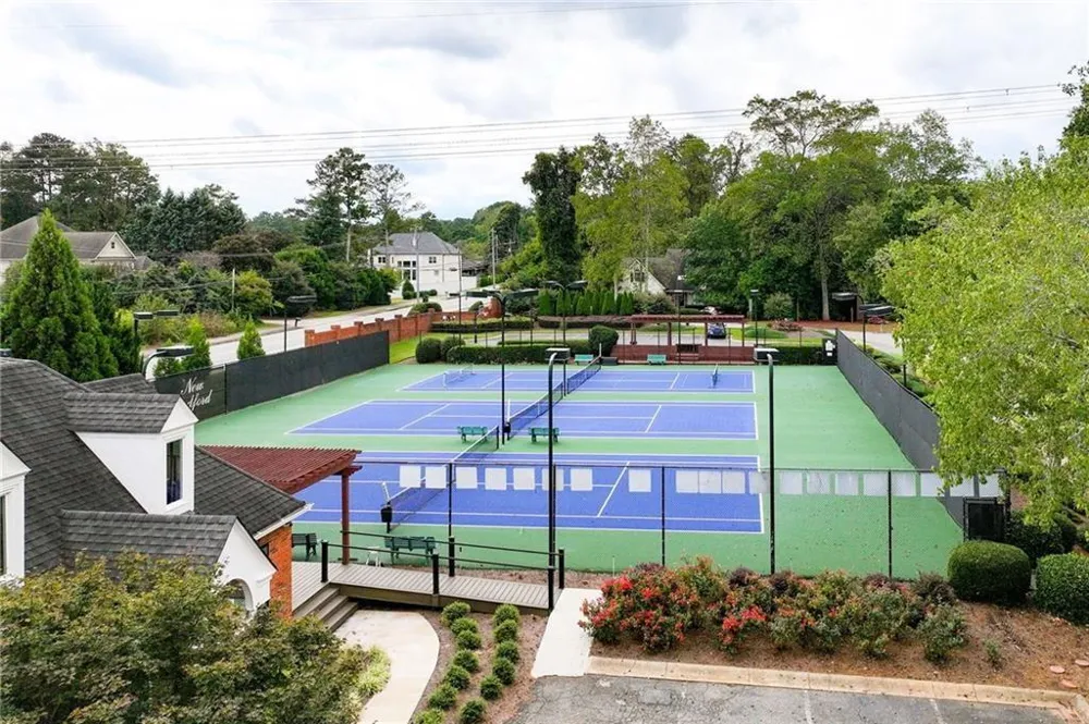 762 Bedford Oaks Drive Marietta, GA 30068