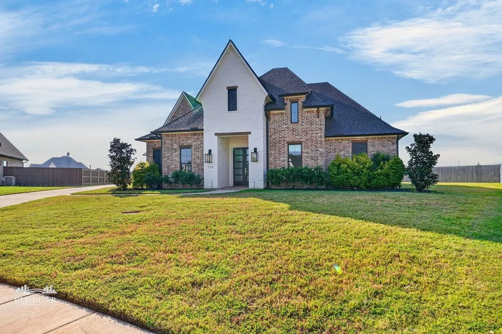 574 Corinth Circle Bossier City, LA 71111
