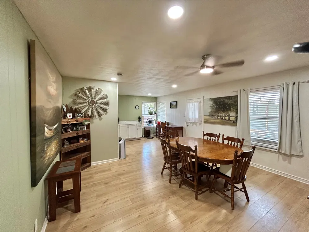1335 Crestview Drive Denison, TX 75020