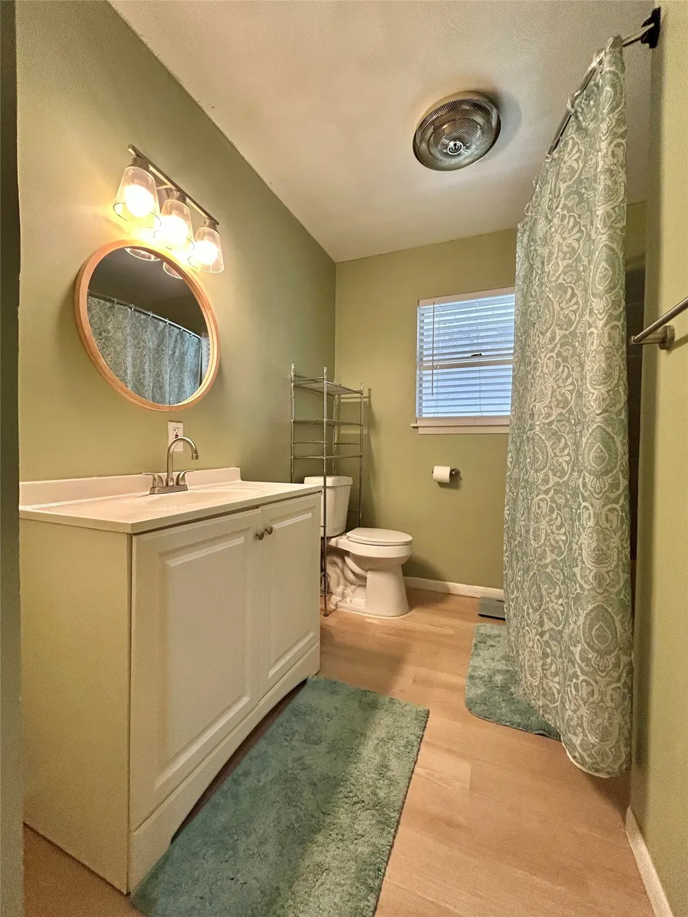 1335 Crestview Drive Denison, TX 75020