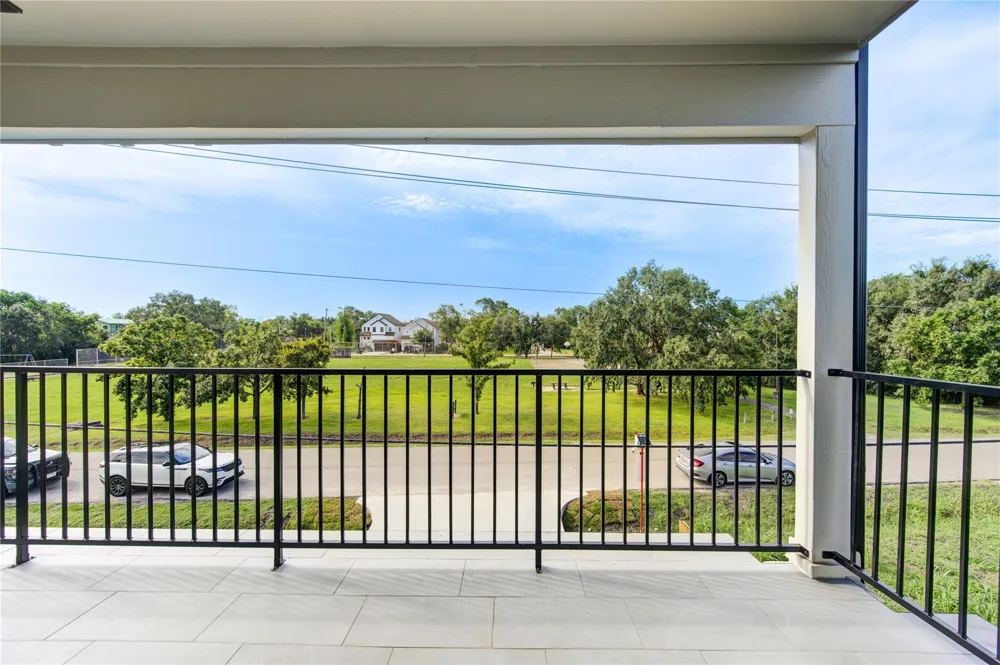 933 E 40 1/2 St Street Houston, TX 77022