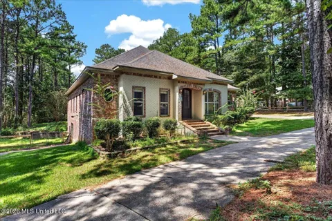 14 Bedford Forrest Lane