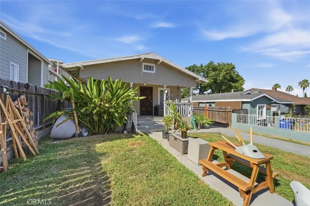 846 W Santa Cruz Los Angeles, CA 90731