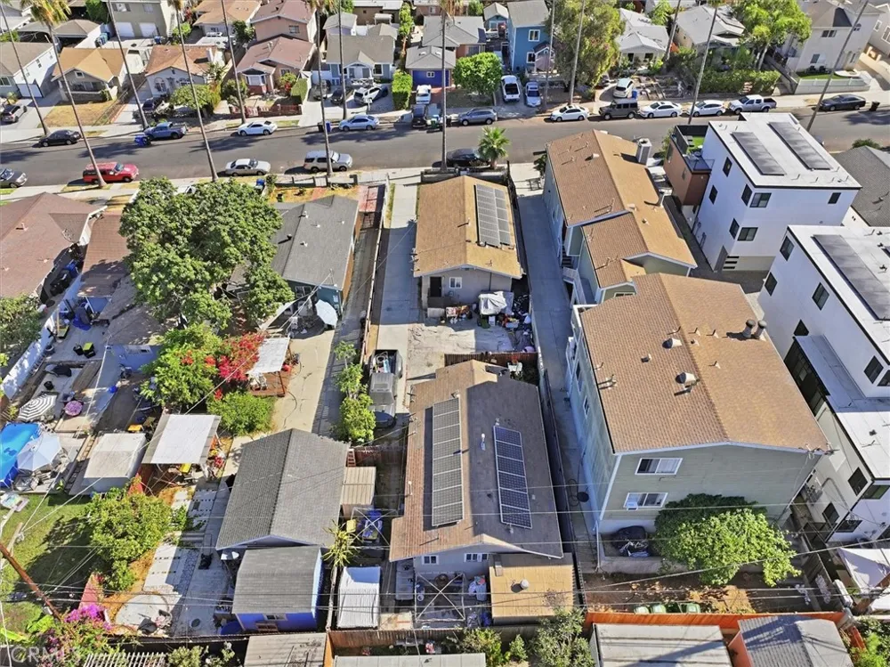 846 W Santa Cruz Los Angeles, CA 90731