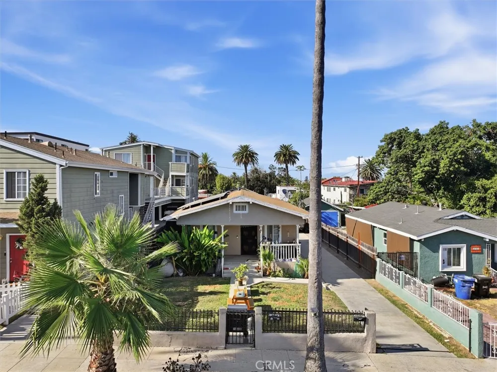 846 W Santa Cruz Los Angeles, CA 90731