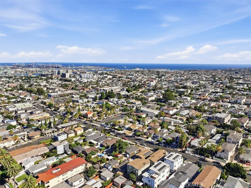 846 W Santa Cruz Los Angeles, CA 90731