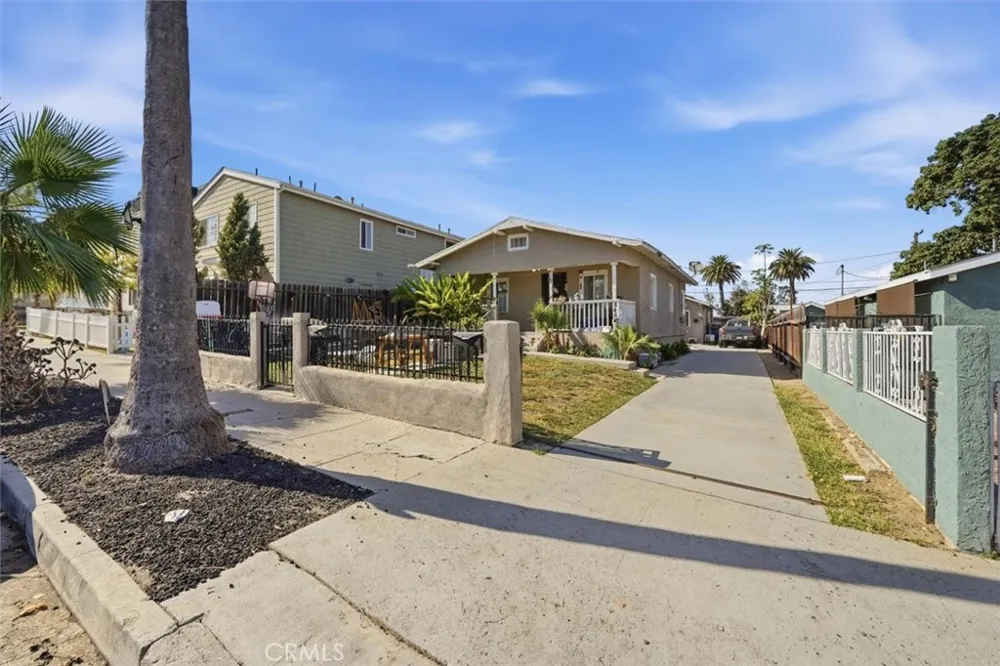 846 W Santa Cruz Los Angeles, CA 90731