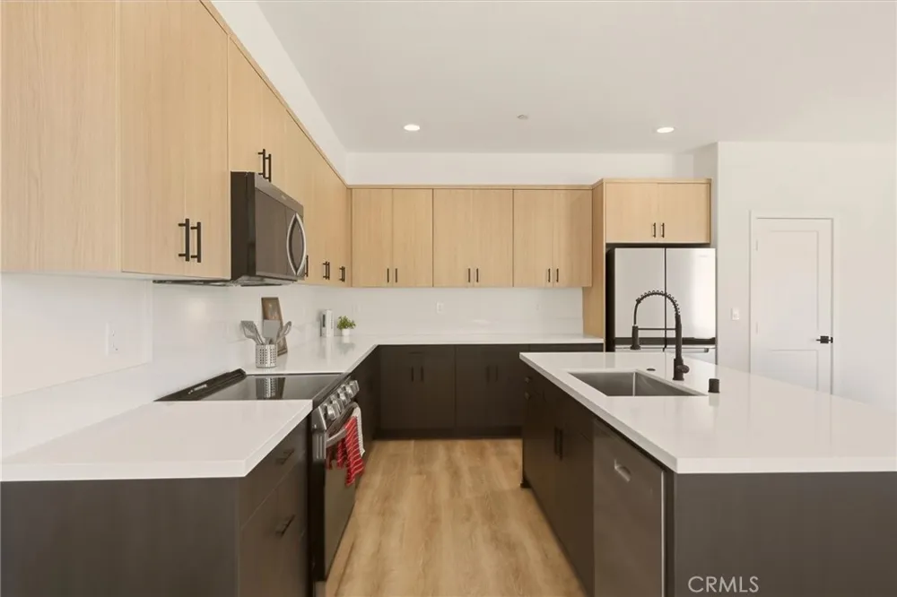 5853 Persepolis Ct. Riverside, CA 92505