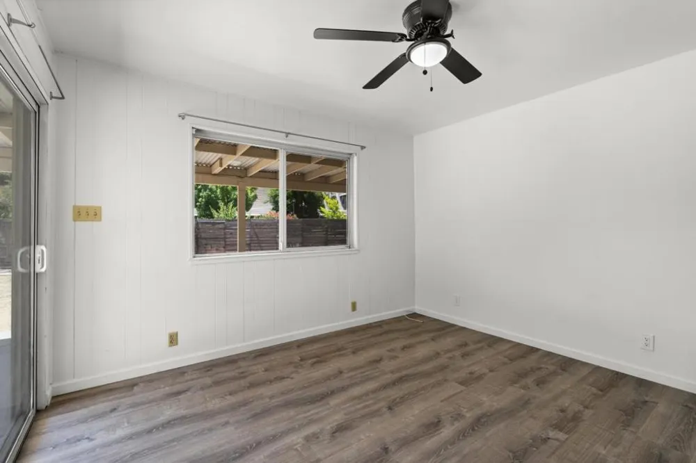 190 W Mckenzie Avenue Stockton, CA 95204