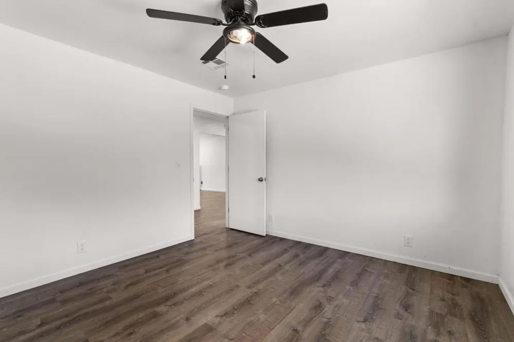 190 W Mckenzie Avenue Stockton, CA 95204