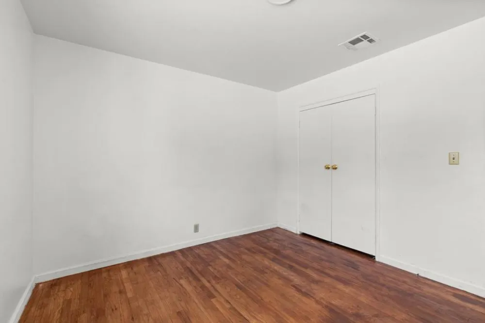 190 W Mckenzie Avenue Stockton, CA 95204