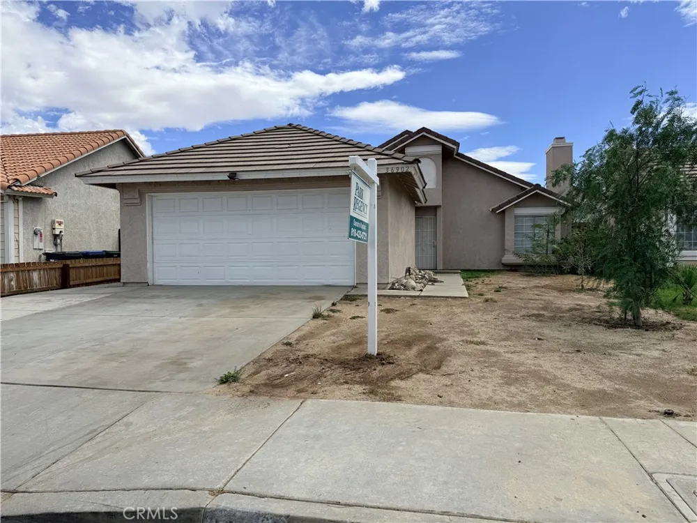 36902 Goldenview Palmdale, CA 93552