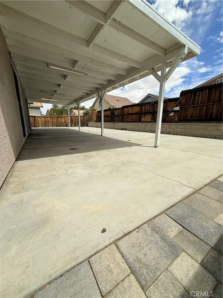 36902 Goldenview Palmdale, CA 93552
