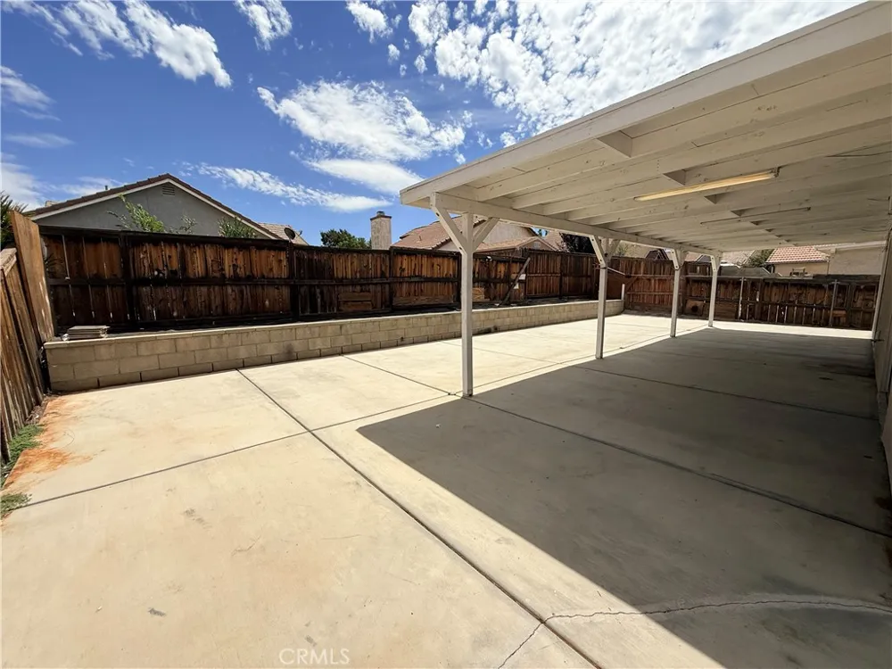 36902 Goldenview Palmdale, CA 93552