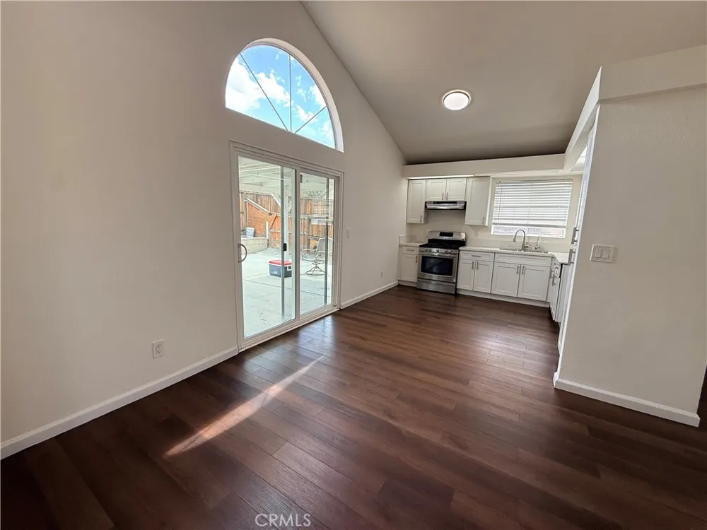 36902 Goldenview Palmdale, CA 93552