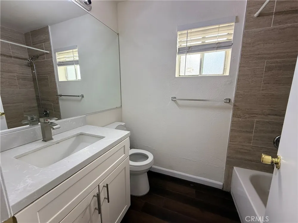 36902 Goldenview Palmdale, CA 93552
