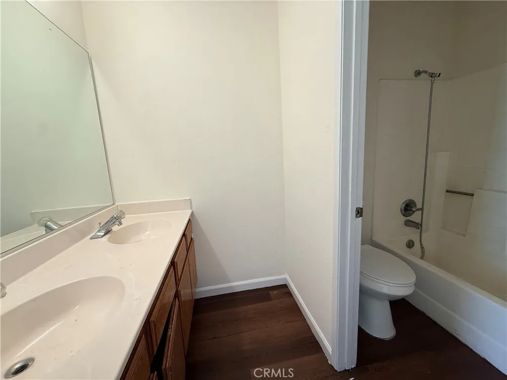 36902 Goldenview Palmdale, CA 93552