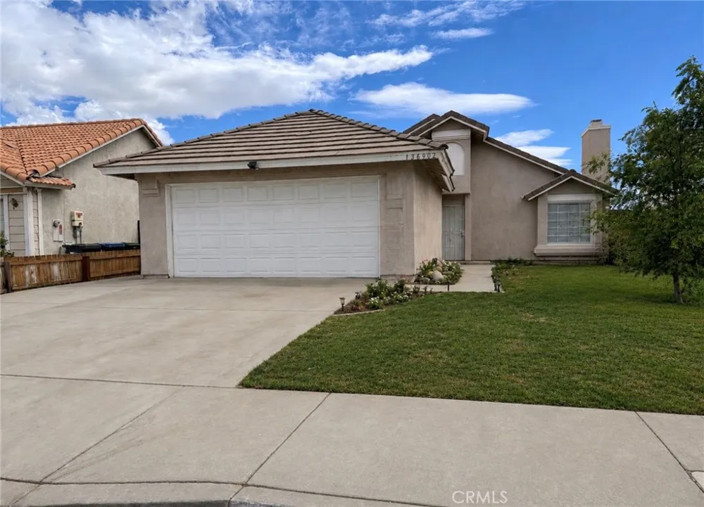 36902 Goldenview Palmdale, CA 93552