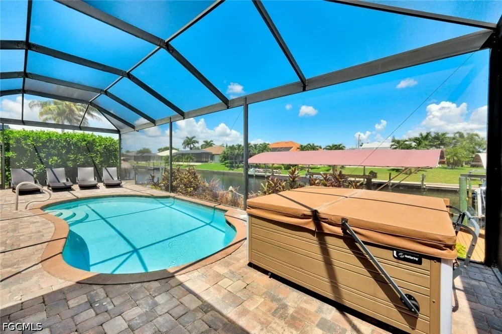 SW 43rd Terrace Cape Coral, FL 33914
