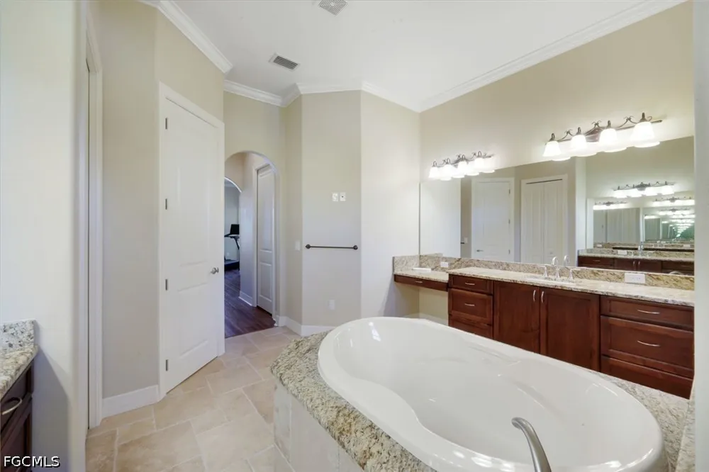 SW 43rd Terrace Cape Coral, FL 33914