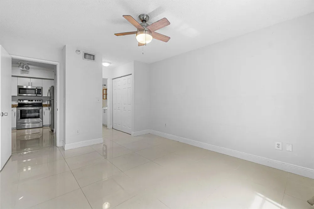 131 YACHT CLUB WAY #307 Hypoluxo, FL 33462