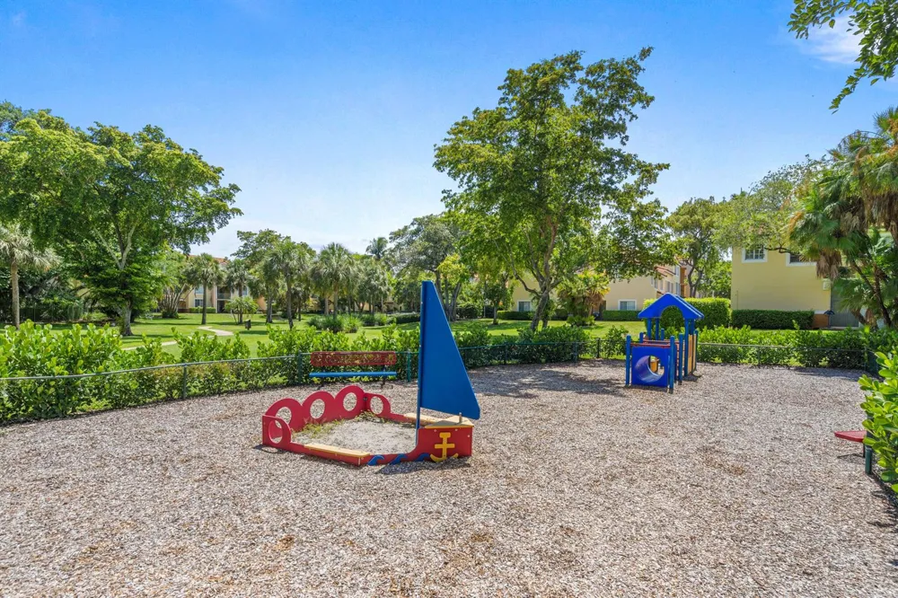 131 YACHT CLUB WAY #307 Hypoluxo, FL 33462