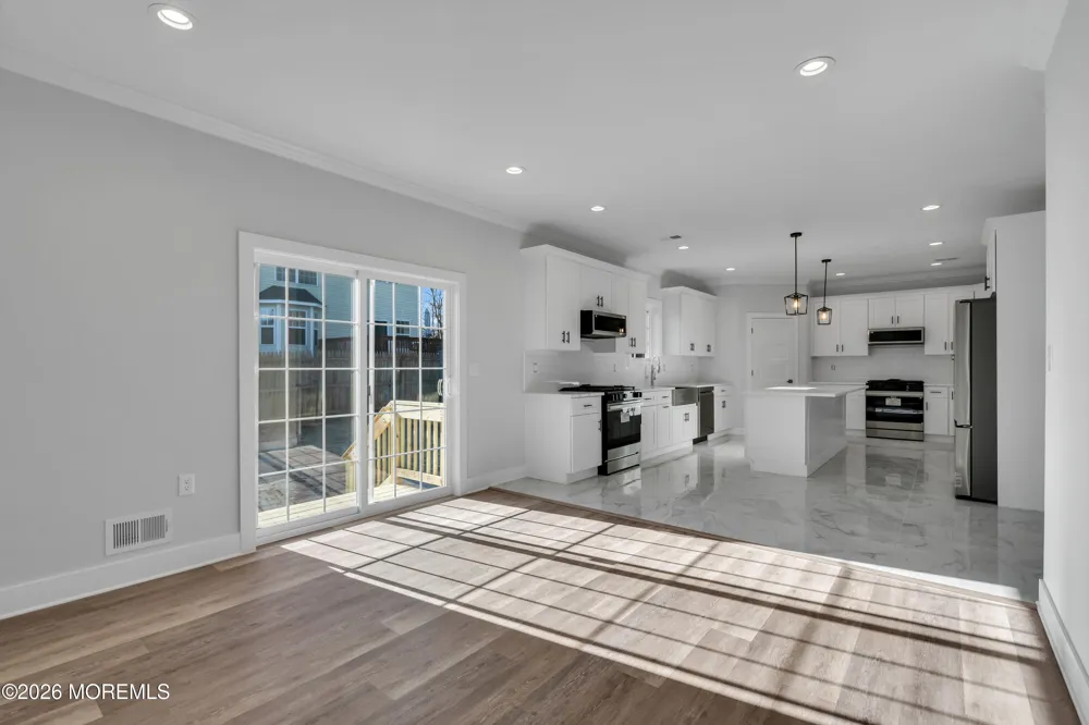 608 Sixth Avenue Toms River, NJ 08757