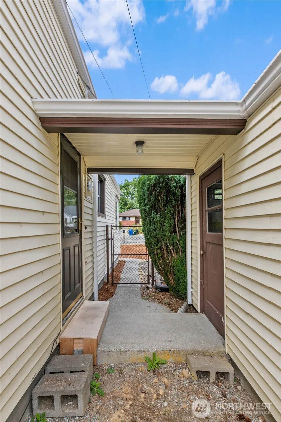 11032 Dayton Avenue Seattle, WA 98133
