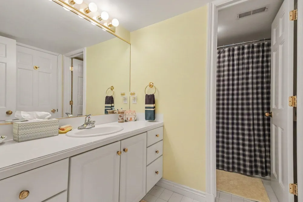 5075 Spring Ridge Drive NE Ada Township, MI 49301