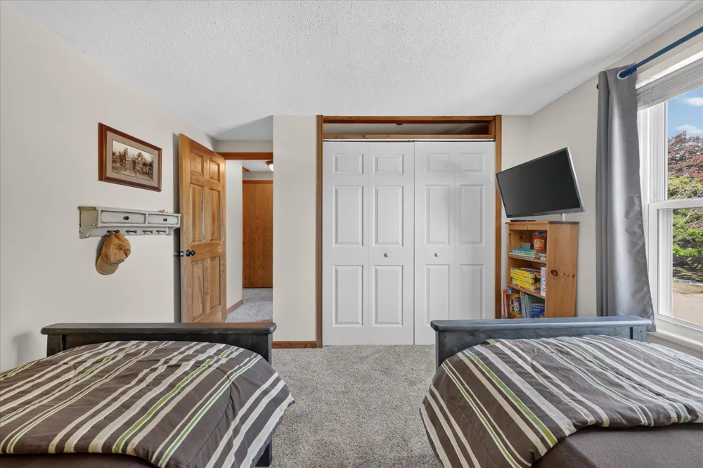 41727 Wayside Drive Canton Charter Township, MI 48187