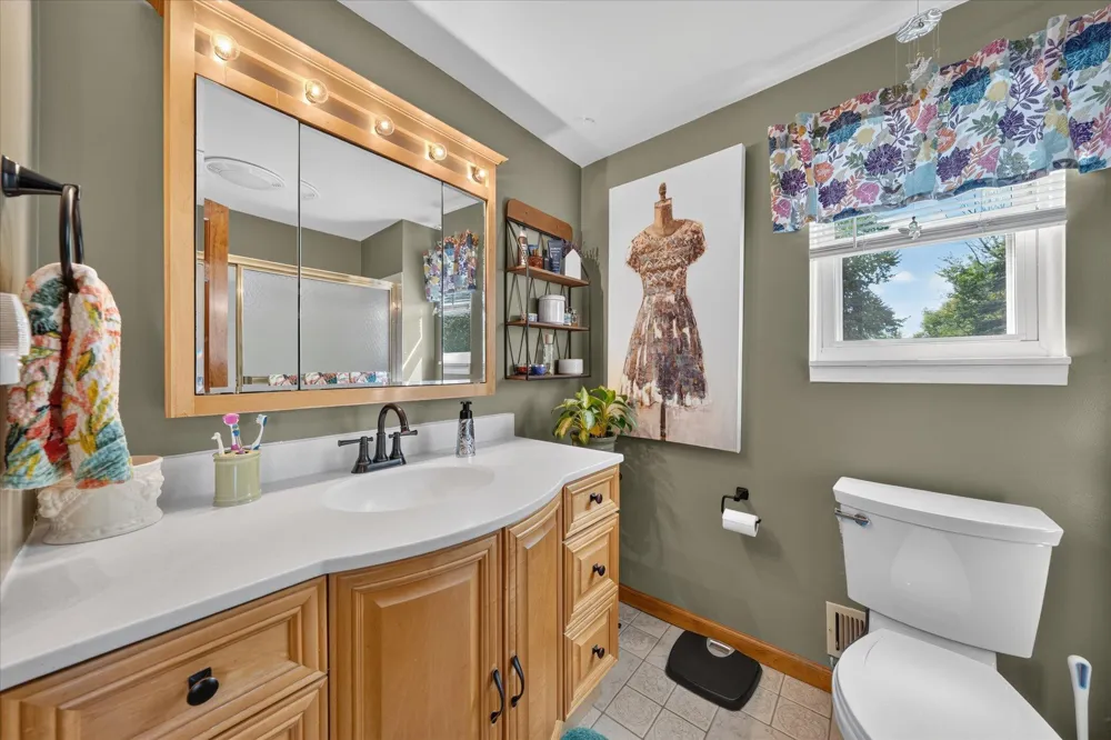 41727 Wayside Drive Canton Charter Township, MI 48187