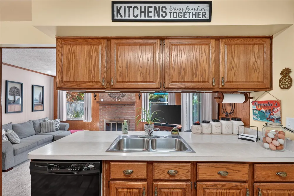 41727 Wayside Drive Canton Charter Township, MI 48187