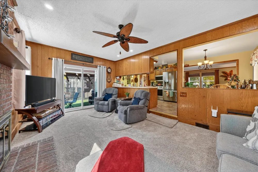 41727 Wayside Drive Canton Charter Township, MI 48187