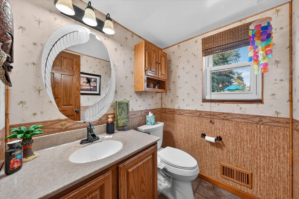 41727 Wayside Drive Canton Charter Township, MI 48187