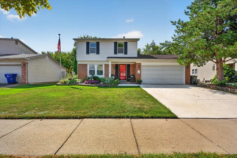 41727 Wayside Drive Canton Charter Township, MI 48187