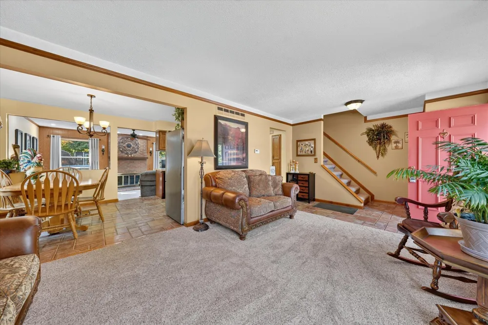 41727 Wayside Drive Canton Charter Township, MI 48187