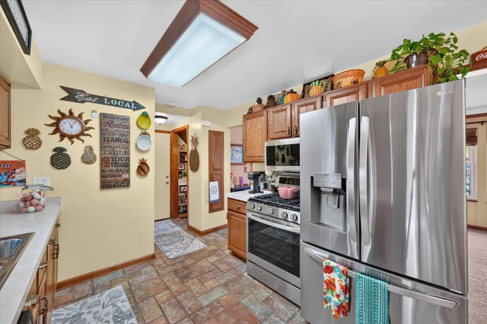 41727 Wayside Drive Canton Charter Township, MI 48187
