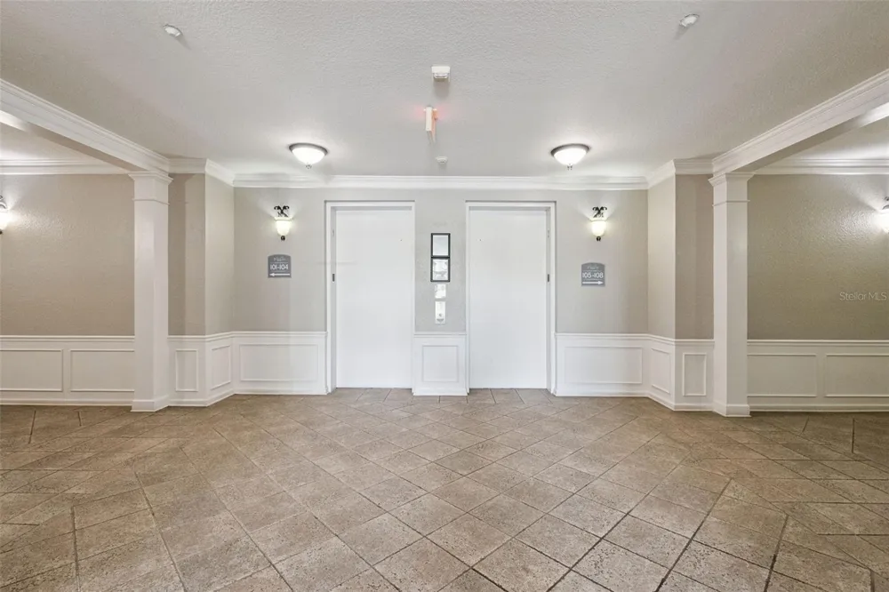 4840 CAYVIEW AVENUE #405 Orlando, FL 32819