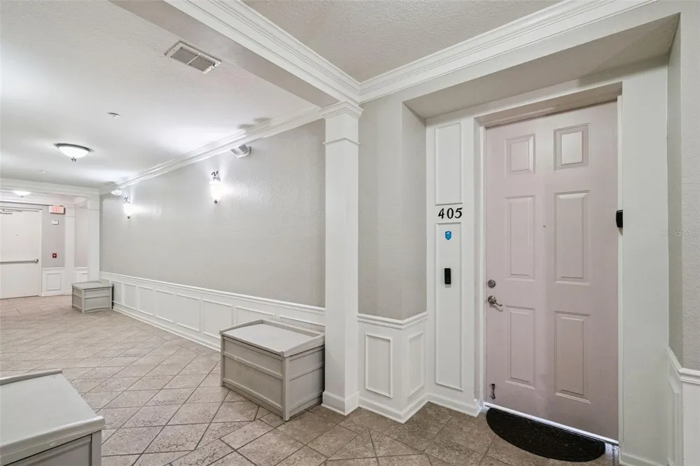 4840 CAYVIEW AVENUE #405 Orlando, FL 32819